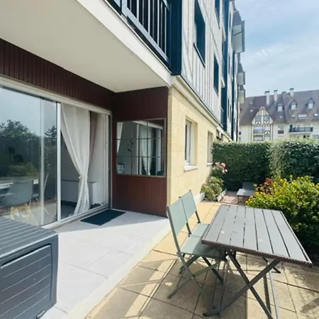 With A Garden 2 Min To The Ocean * Cabourg