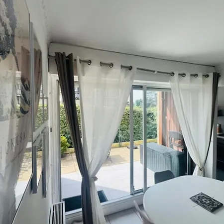 With A Garden 2 Min To The Ocean Cabourg
