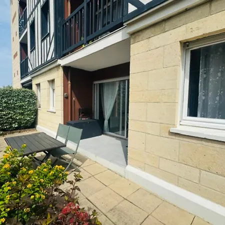 Apartamento With A Garden 2 Min To The Ocean *